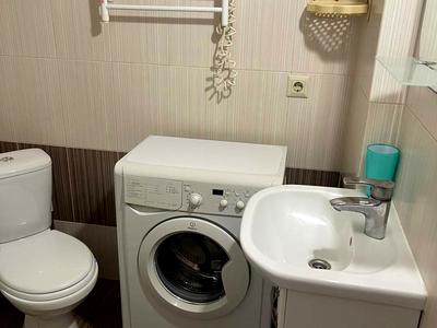 квартира за адресою Платанова вул., 82