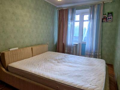 квартира за адресою Академіка Глушкова просп., 32