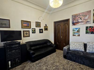 квартира за адресою Дмитра Яворницького просп. (Карла Маркса), 90