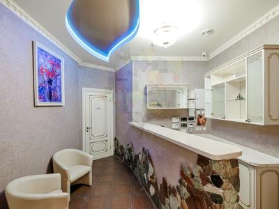 комерційна за адресою Петра Калнишевського вул. (Михайла Майорова), 7