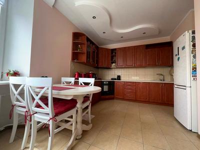 квартира по адресу Миколы Бажана просп., 10
