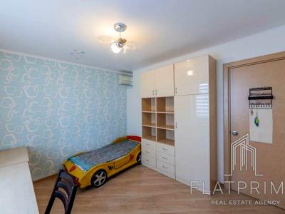 квартира за адресою Дарницький бульв., 10-А