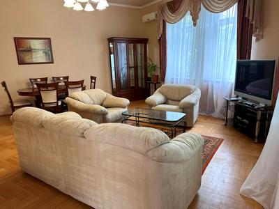 квартира по адресу Киев, Обсерваторная ул., 10