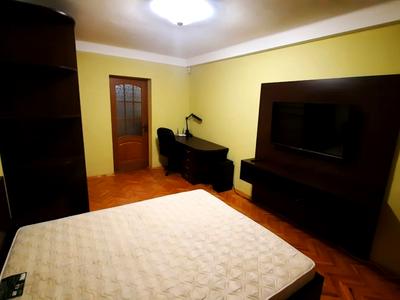 квартира за адресою Братиславська вул., 14