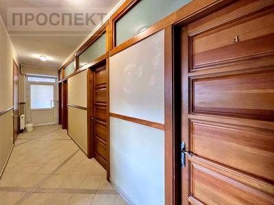 комерційна за адресою Харківська вул., 3/2