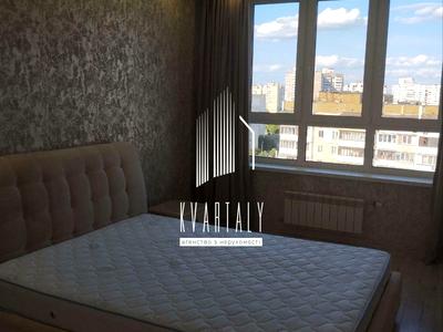 квартира за адресою Драгоманова вул., 10