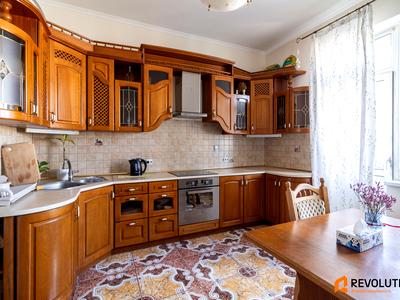 квартира по адресу Урловская ул., 16/37