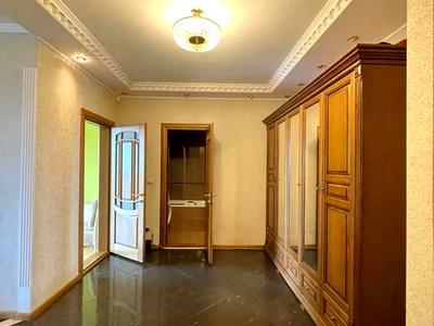квартира за адресою Пантелеймона Куліша пл., 15