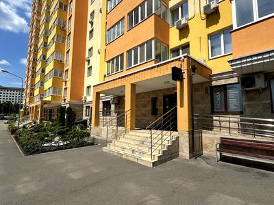квартира по адресу Семьи Кульженков ул. (Дегтяренко Петра), 37