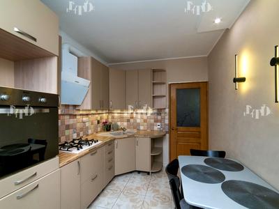 квартира за адресою Козацька вул., 7