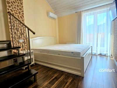квартира за адресою Регенераторна вул., 4 к10
