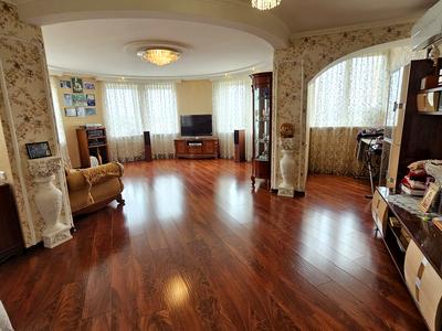 квартира за адресою Старицького вул., 20