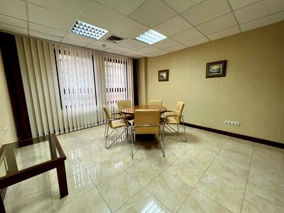 комерційна за адресою Шота Руставелі вул., 44
