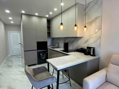 квартира за адресою Салютна вул., 2