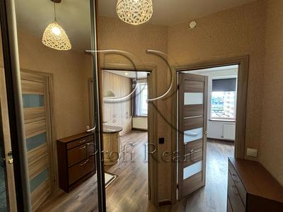 квартира за адресою Бишівська вул., 7