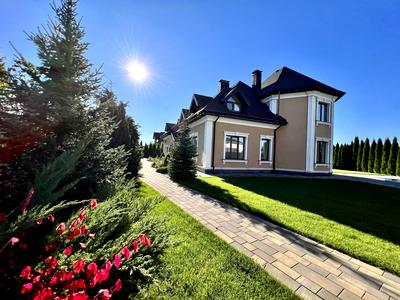будинок за адресою Андріївська вул., 10