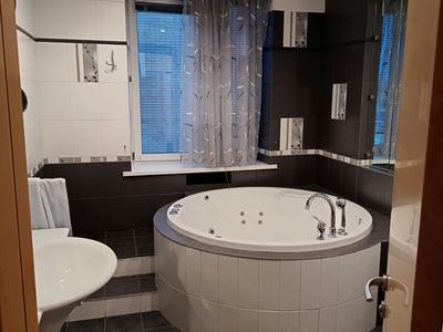 квартира за адресою Павла Тичини просп., 2