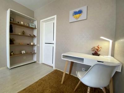 квартира за адресою Соборна вул., 103/20