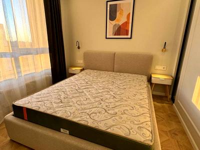 квартира за адресою Домбровського вул., 75