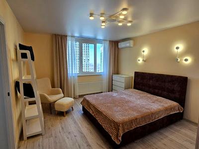 квартира за адресою Михайла Максимовича вул. (Онуфрія Трутенка), 32-Б