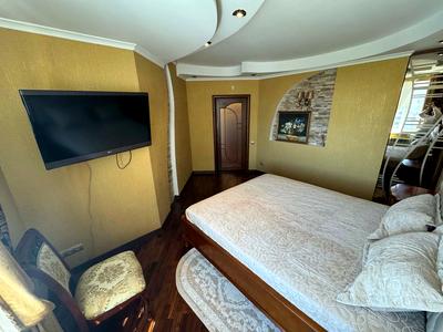 квартира по адресу Миколы Бажана просп., 14