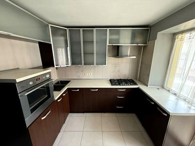 квартира за адресою Академіка Андрія Сахарова вул., 10