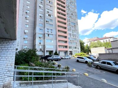 квартира за адресою Братів Горобців вул. (Дмитра Кедріна), 53-А