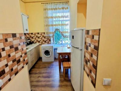 квартира за адресою Троїцька вул., 12