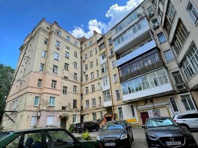 квартира за адресою Обсерваторна вул., 10