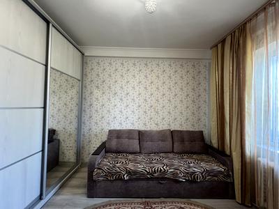 квартира за адресою Ярослава Гашека бульв., 8