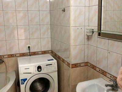 квартира за адресою Анни Ахматової вул., 50