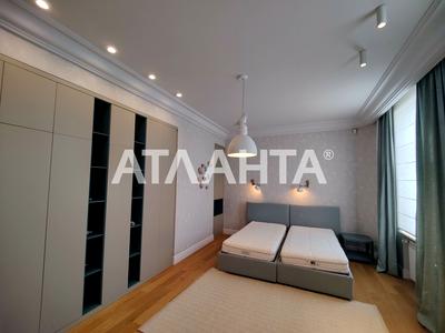 квартира за адресою Довженка вул., 4