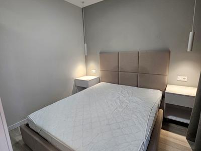 квартира за адресою Київ, Салютна вул., 21