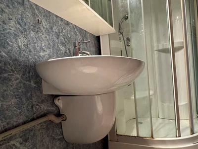 квартира за адресою Довженка вул., 8