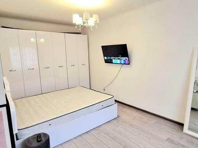 квартира за адресою Софії Русової вул., 7
