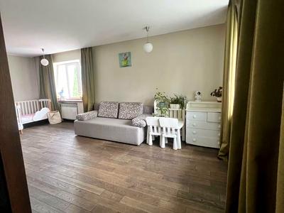 квартира по адресу Українська ул., 48