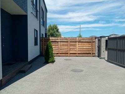 будинок за адресою Центральна вул., 33ч