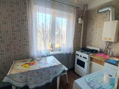 квартира за адресою Високовольтна вул., 12