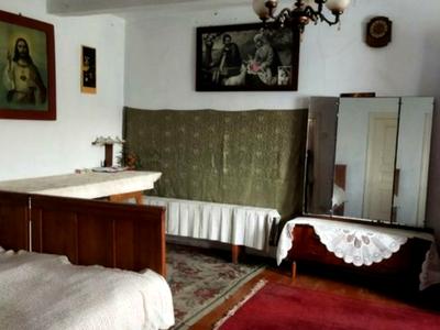 будинок за адресою незалежності, 10