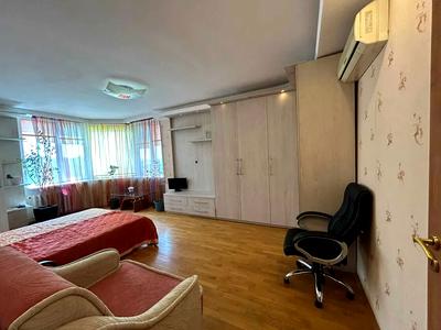квартира за адресою Миколи Бажана просп., 10