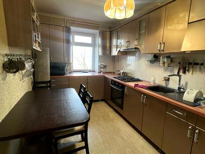 квартира по адресу Металургів ул., 8