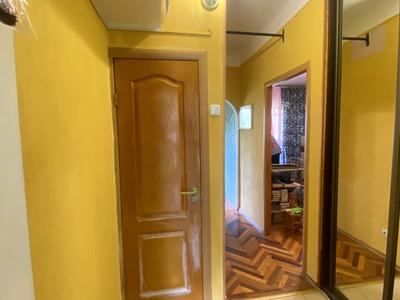 квартира за адресою Вінстона Черчеля, 20