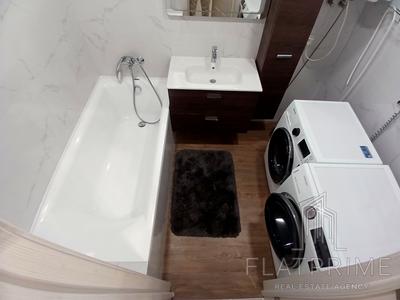 квартира за адресою Регенераторна вул., 4