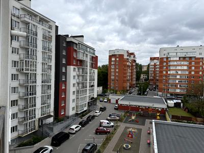 квартира за адресою Б. Лепкого вул., 2-Б