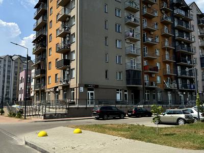 квартира по адресу Героїв Крут ул., 14