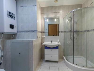 квартира за адресою Кропивницького вул., 10