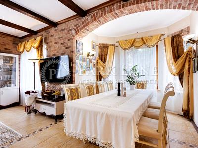 будинок за адресою Кооперативна, 5а