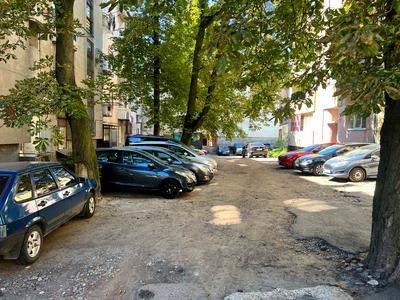 комерційна за адресою Генерала Тараса Чупринки вул. (Пушкіна), 20