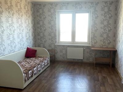 квартира за адресою Милославська вул., 16