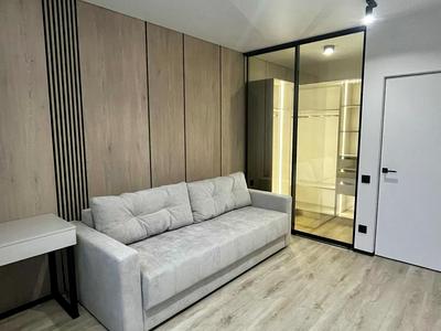 квартира за адресою Топольна вул., 4в